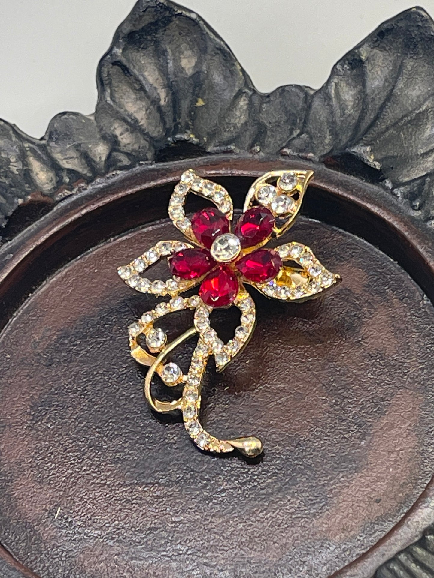 Luxe’s Red Crystal Brooch Rhinestone flower gold tone woman with rhinestone gift scarf accessory