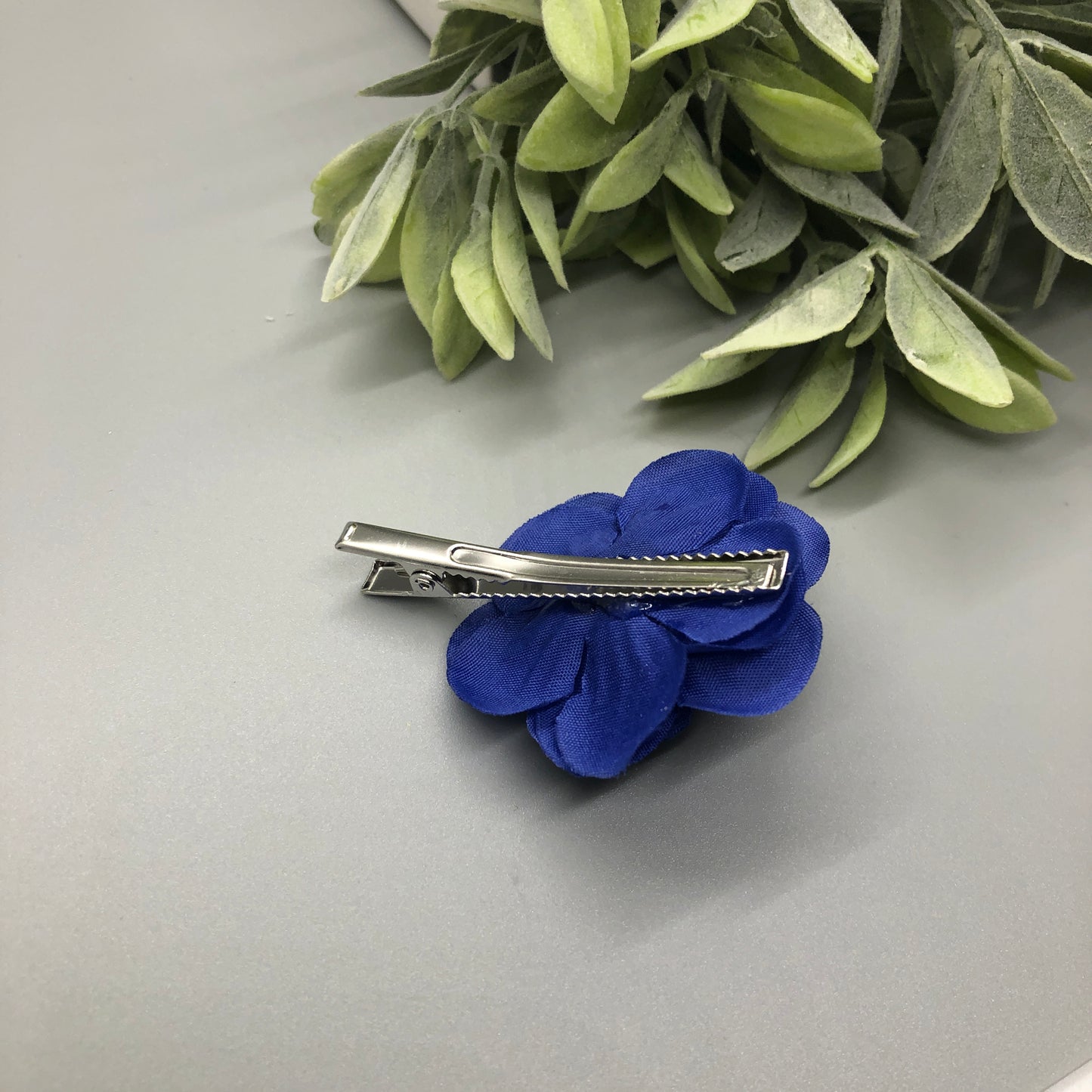 Blue Navy Flower White Pearl Alligator Clip Salon Clips Retro Vintage Style 1 pc