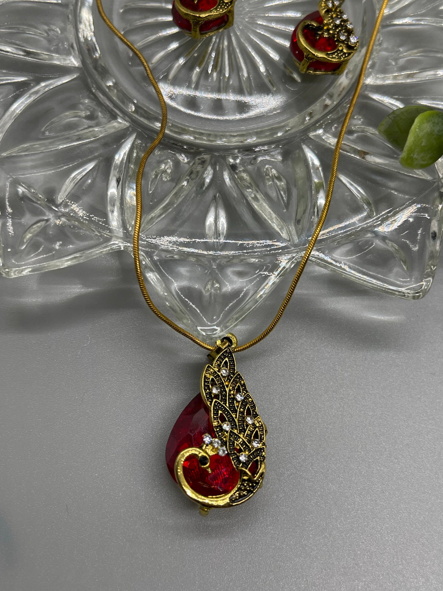 Ruby Red peacock crystal rhinestone necklace earrings set