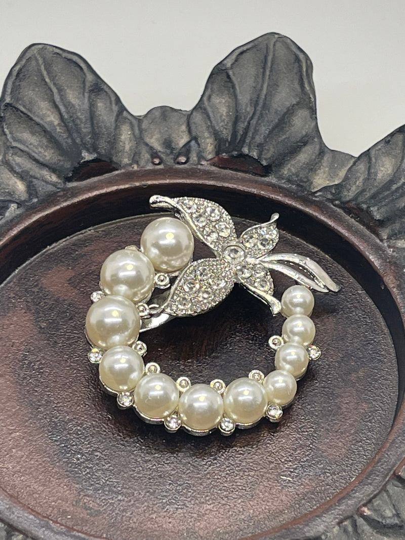 Luxe’s Pearls Crystal butterfly Brooch Rhinestone ssilver  tone woman with rhinestone gift scarf accessory