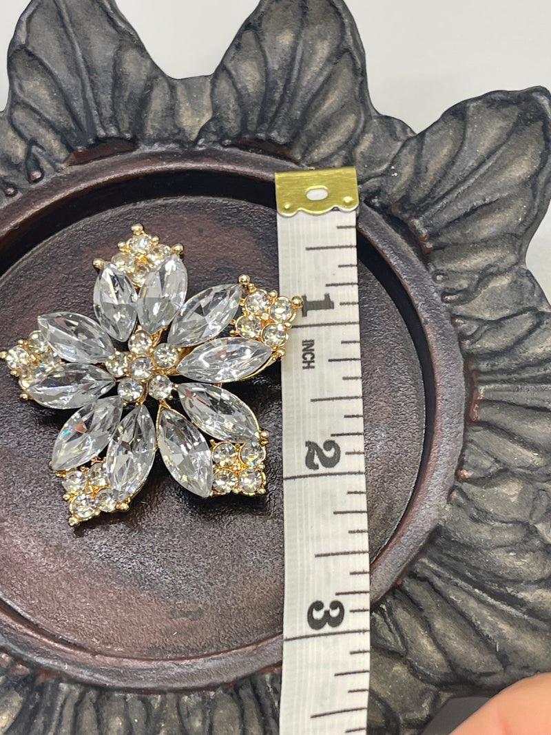 Luxe’s clear Crystal Star flower Brooch Rhinestone silver gold tone woman with rhinestone gift scarf accessory