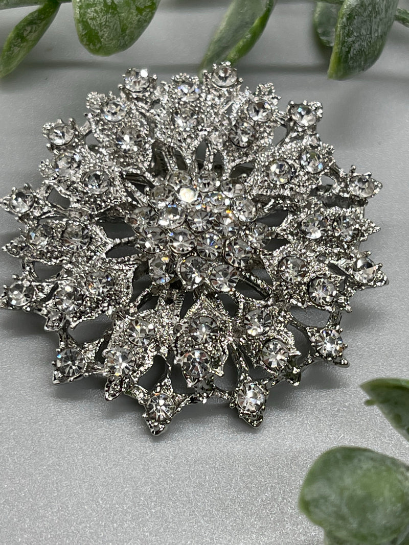 Crystal Brooch Rhinestone Flower woman with rhinestone nickel lead free brides wedding accessory accessories engagement birthday gifts