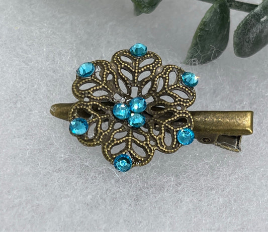 Teal crystal rhinestone  flower 2.0”alligator clip  Antique vintage style bridal Wedding shower sweet 16 birthday princess bridesmaid hair accessory