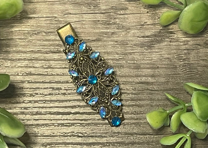 Aqua leaf crystal rhinestone approximately 2..5”antique vintage style alligator clip wedding shower bridesmaid