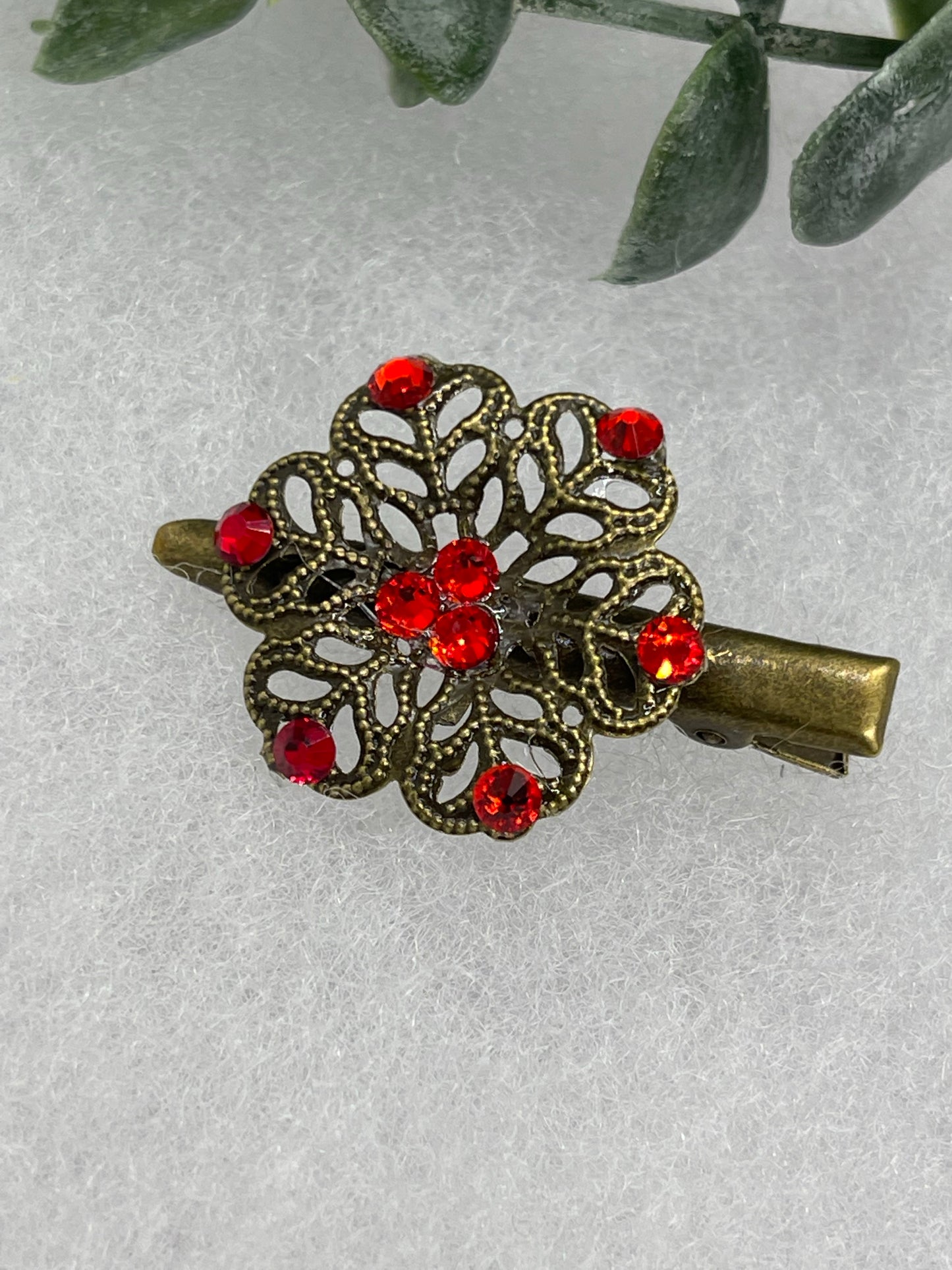 Red  crystal rhinestone  flower 2.0”alligator clip  Antique vintage style bridal Wedding shower sweet 16 birthday princess bridesmaid hair accessory